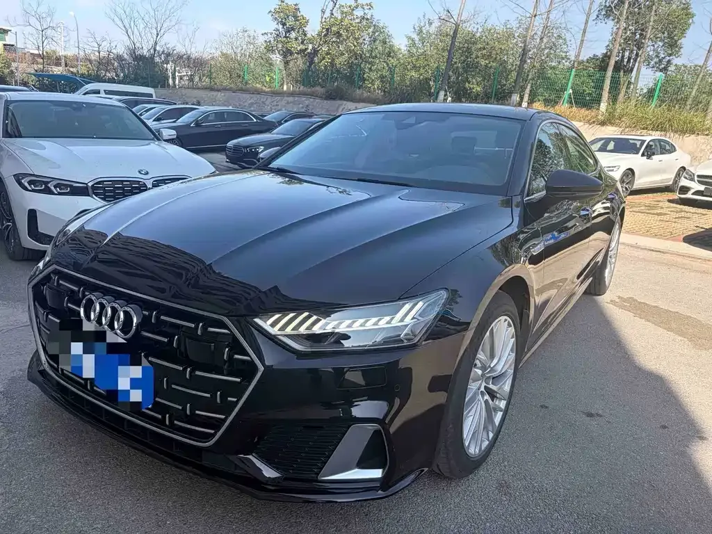 Audi A7L 2024 из CN, фото 1
