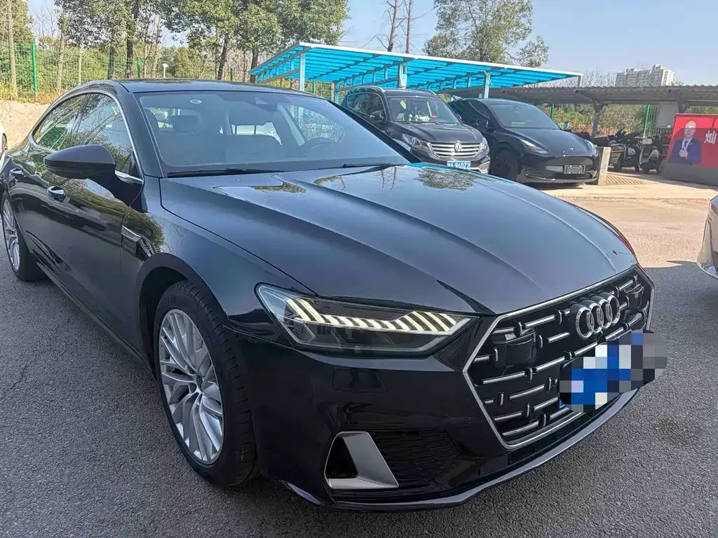 Audi A7L 2024 из CN, фото 8