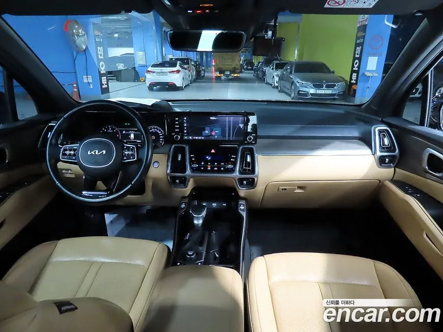 Kia Sorento — фото 10