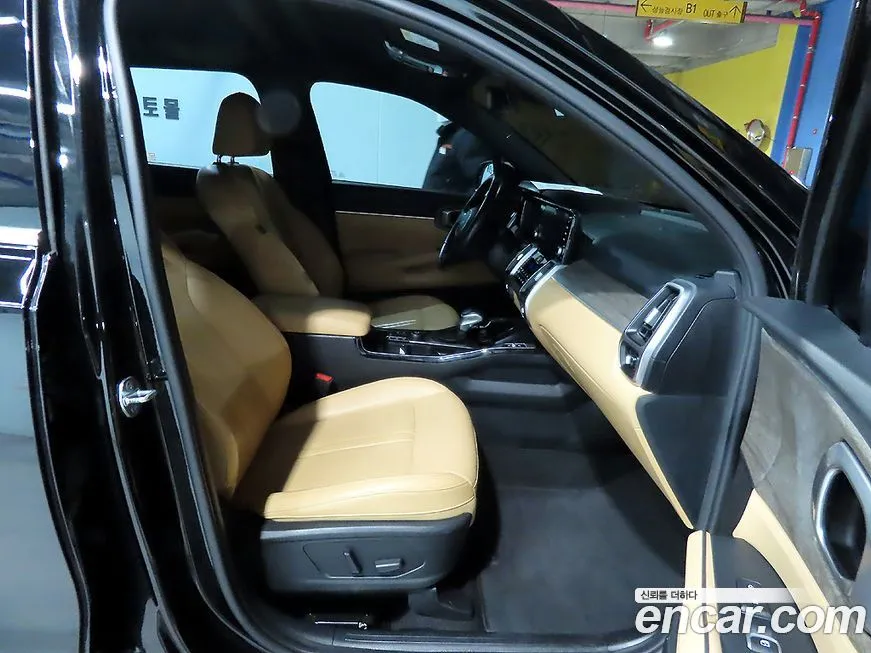 Kia Sorento — фото 5
