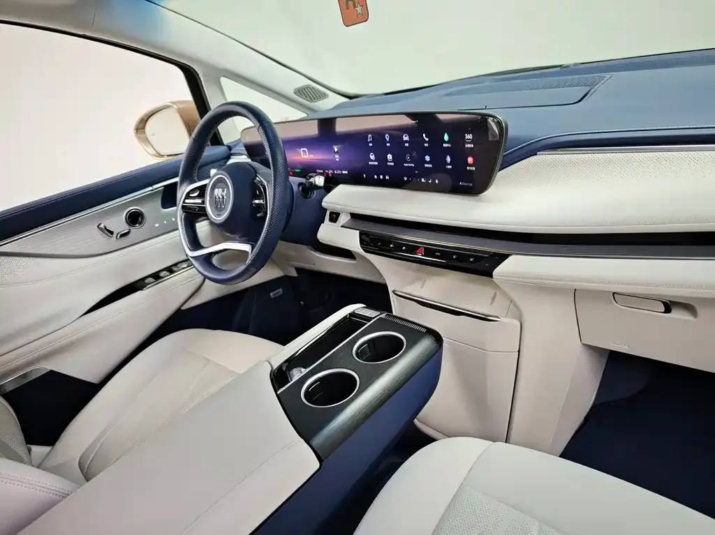 Buick GL8 Hybrid — фото 6
