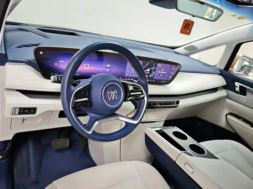 Buick GL8 Hybrid — фото 10