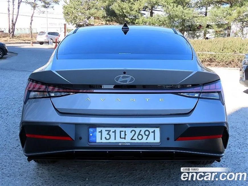 Hyundai AVANTE — фото 10