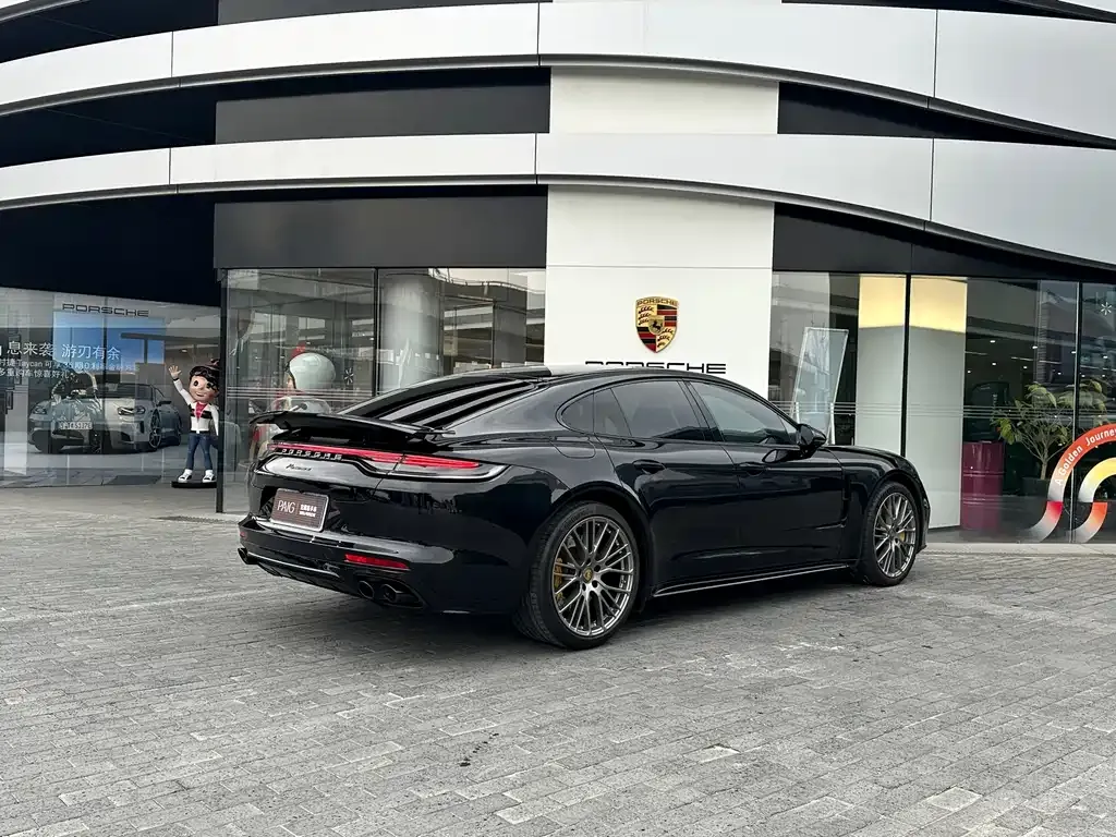Porsche Panamera — фото 10