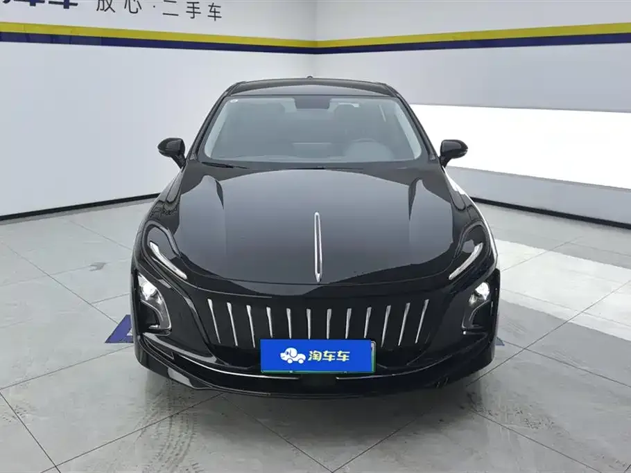 Hongqi E-QM5 2023 из CN, фото 2