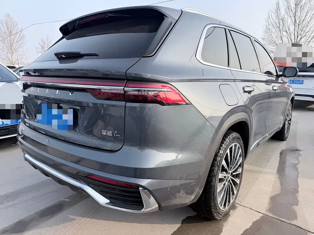 Geely Xingyue L — фото 9