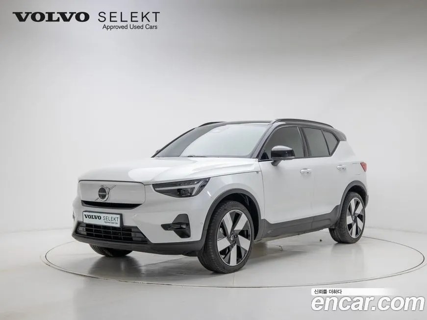 Volvo XC40 2024 из KR, фото 1