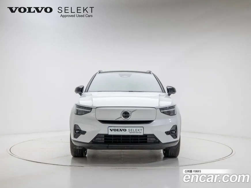 Volvo XC40 2024 из KR, фото 5