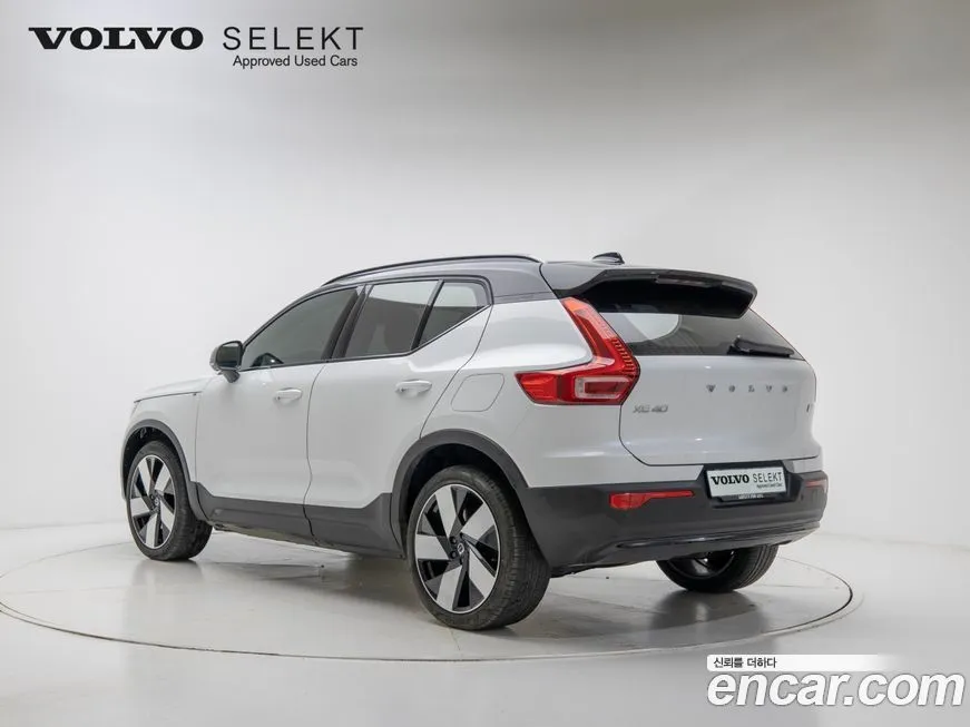 Volvo XC40 2024 из KR, фото 6
