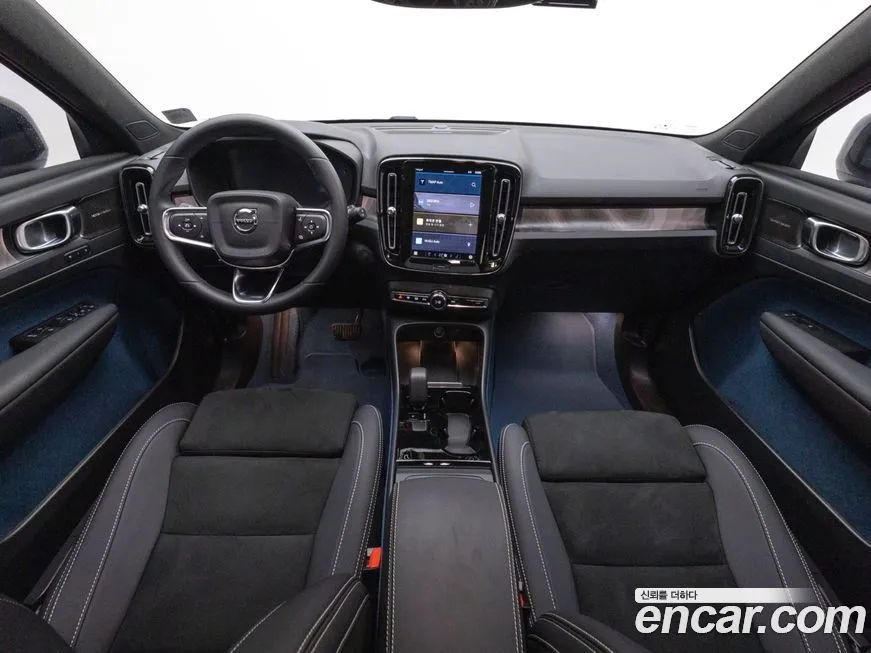 Volvo XC40 2024 из KR, фото 9