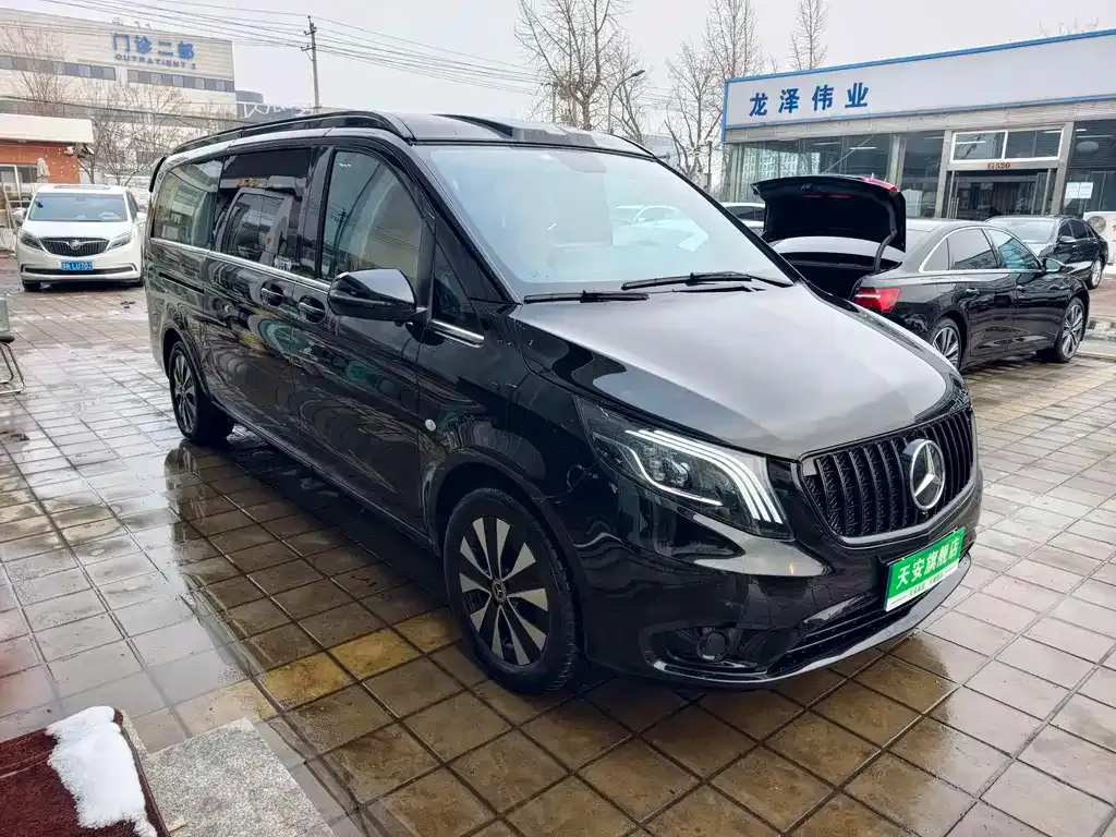Mercedes-Benz Vito 2023 из CN, фото 9