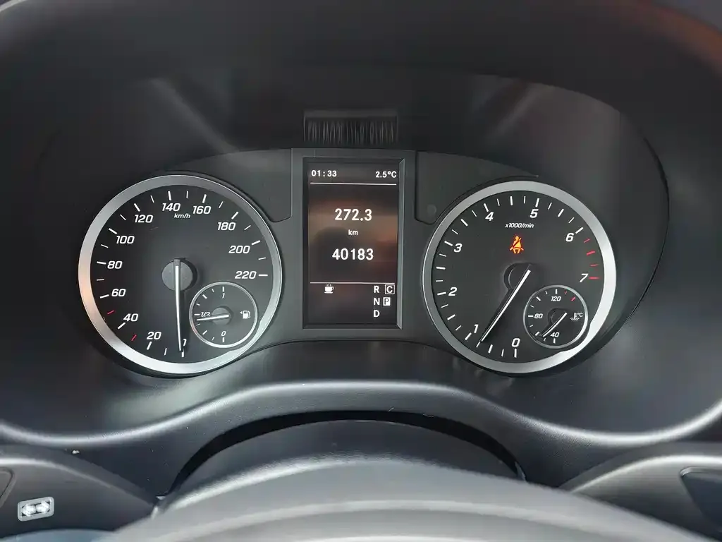Mercedes-Benz Vito 2023 из CN, фото 2