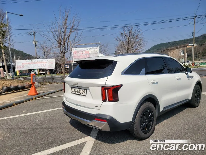 Kia Sorento — фото 8
