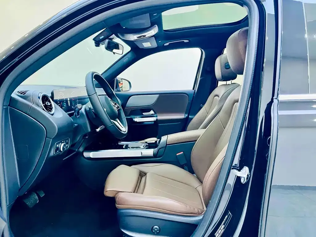 Mercedes-Benz GLB 2023 из CN, фото 5
