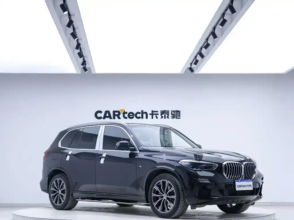 BMW X5 (Import) — фото 4