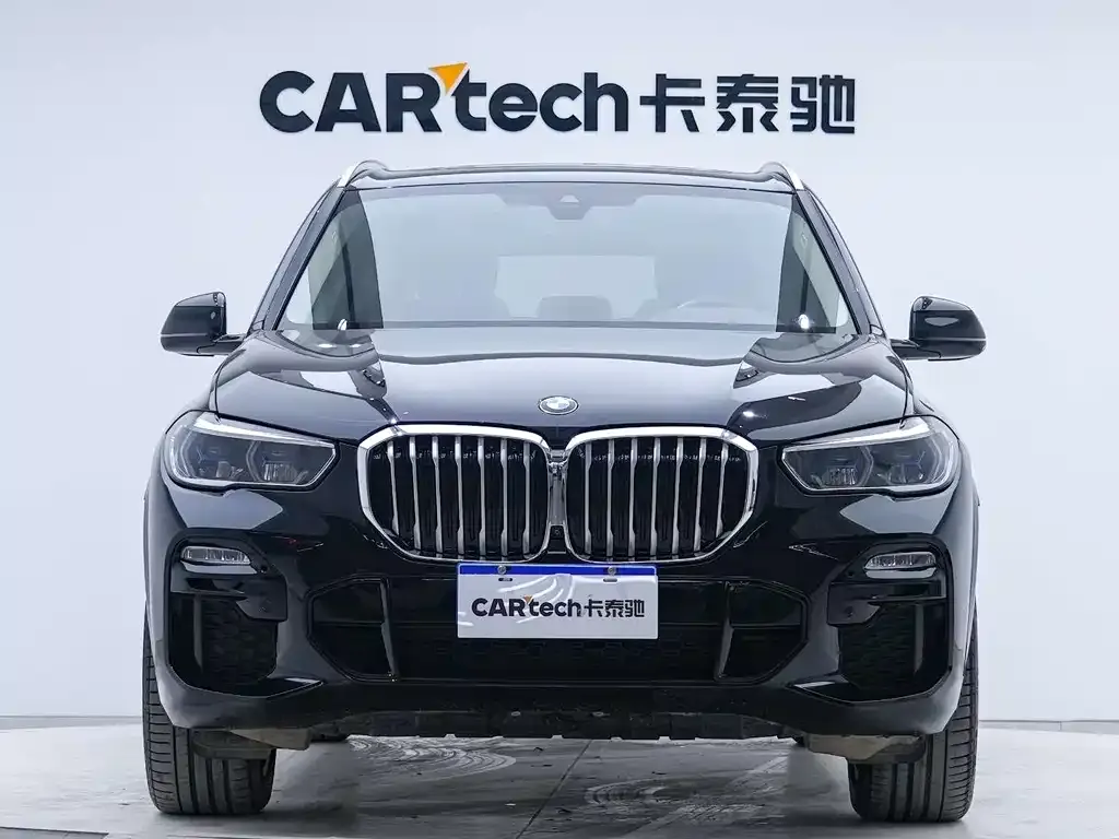 BMW X5 (Import) — фото 9