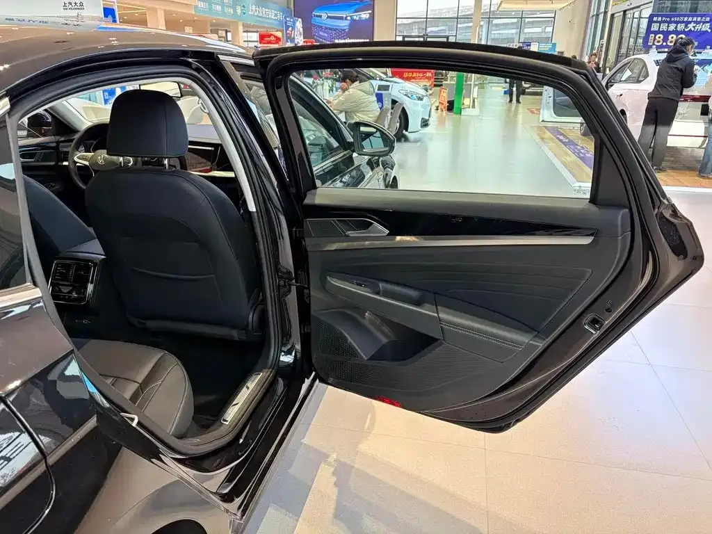Volkswagen Passat New Energy 2026 из CN, фото 10