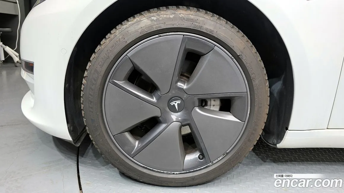 Tesla Model 3 2021 из KR, фото 10