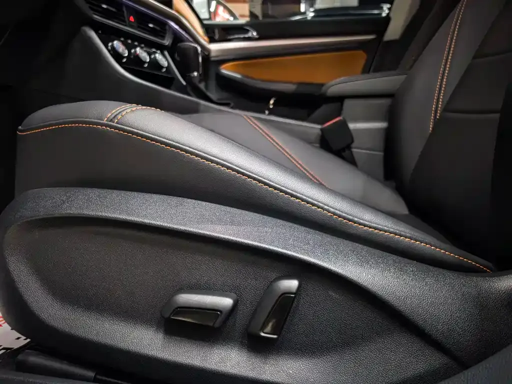 Volkswagen Bora 2023 из CN, фото 4