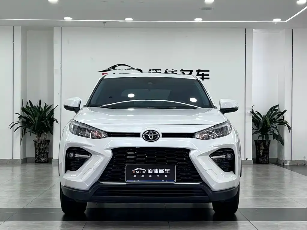 Toyota Wildlander — фото 2