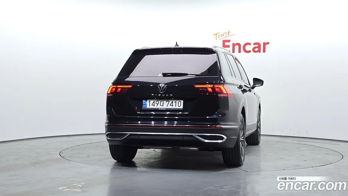 Volkswagen Tiguan — фото 2