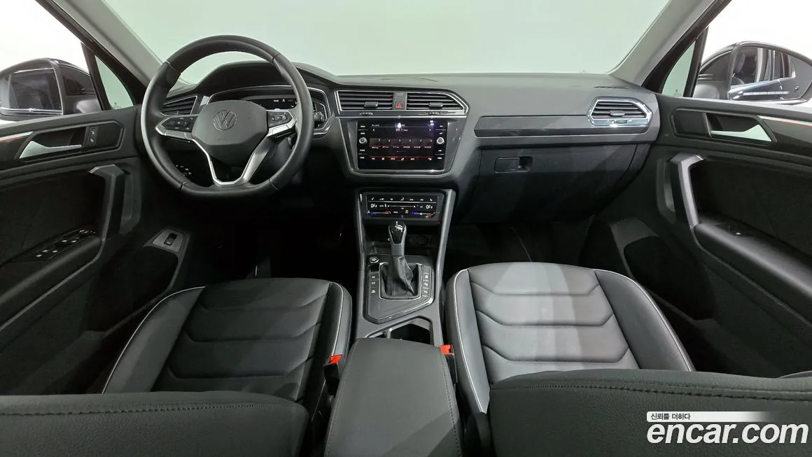 Volkswagen Tiguan — фото 6