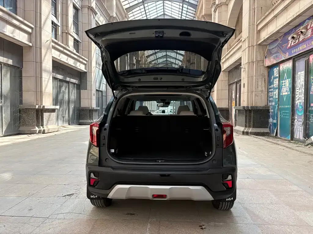 Kia Seltos 2023 из CN, фото 8