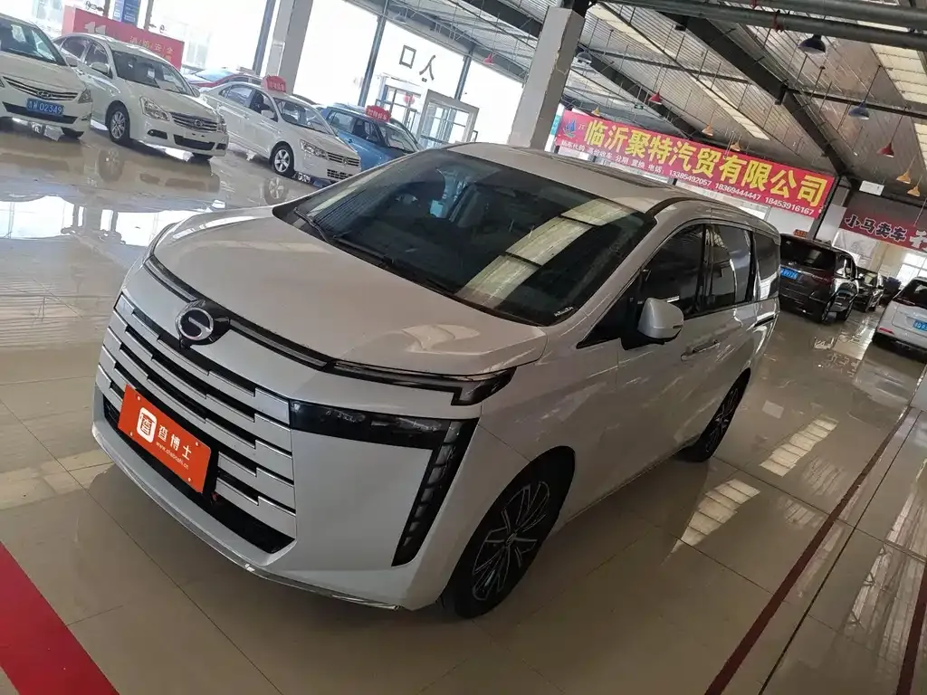 GAC Motor Trumpchi E8 — фото 1