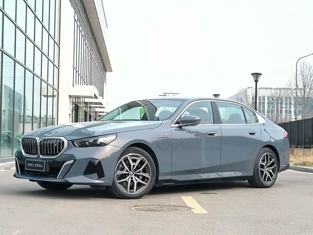 BMW i5 2024 из CN, фото 10