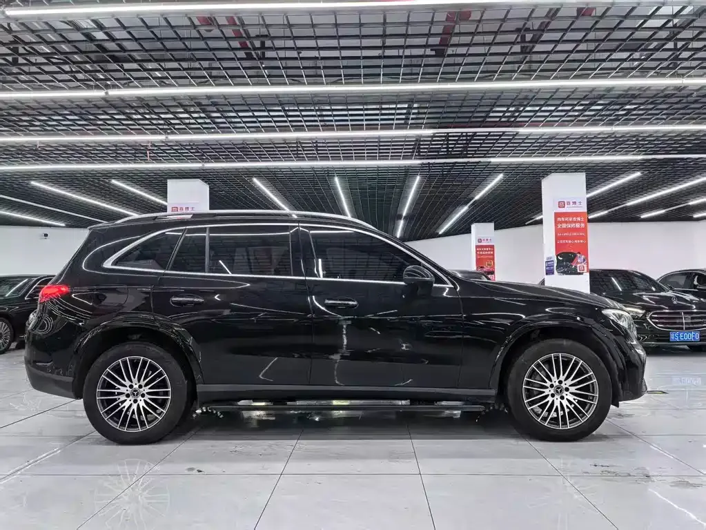 Mercedes-Benz GLC 2023 из CN, фото 8