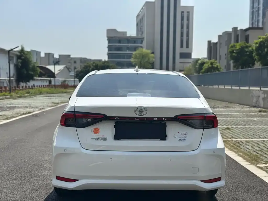 Toyota Allion — фото 9