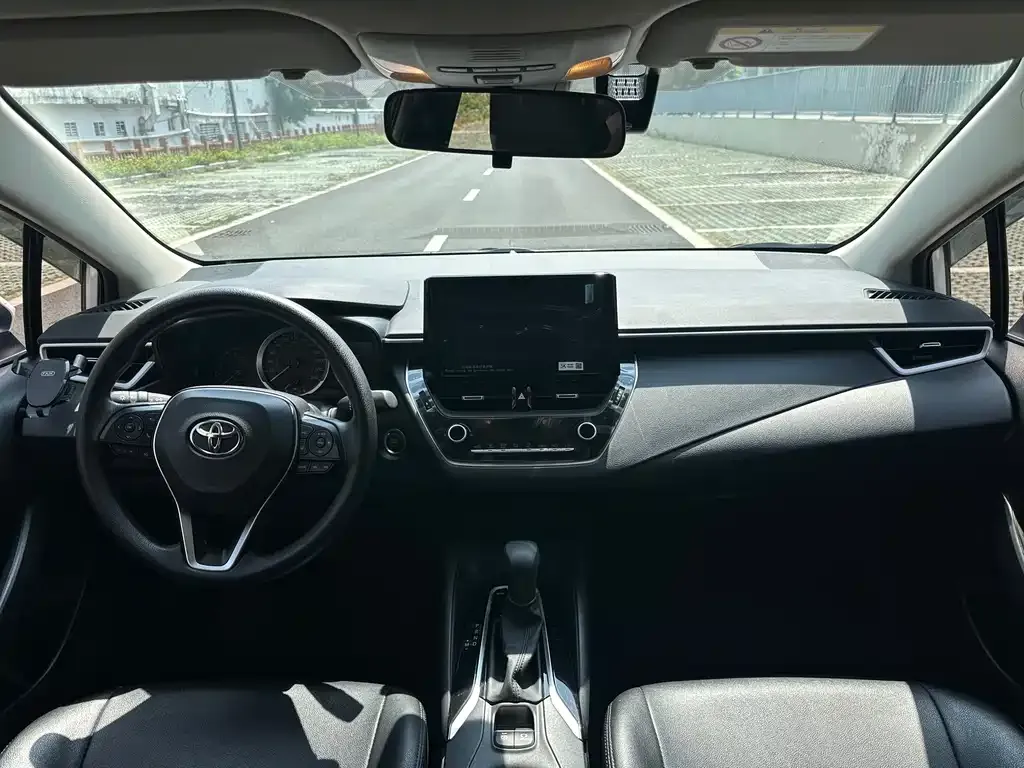 Toyota Allion — фото 3
