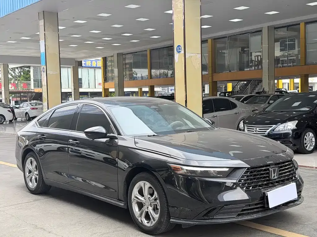 Honda Accord 2024 из CN, фото 2
