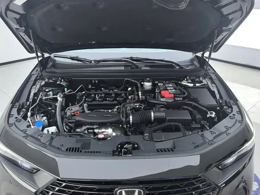 Honda Accord — фото 5