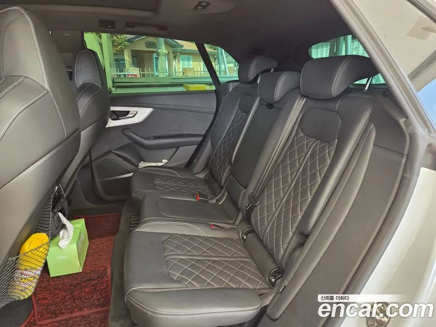 Audi Q8 2023 из KR, фото 5