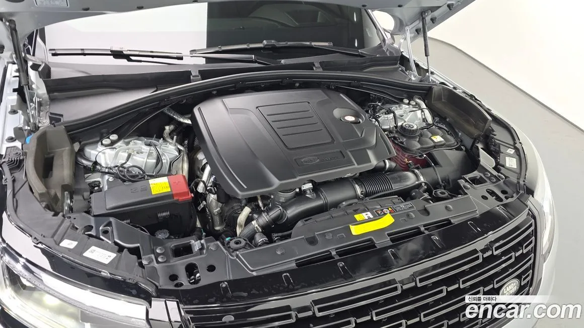 Land Rover Range Rover Velar 2025 из KR, фото 10