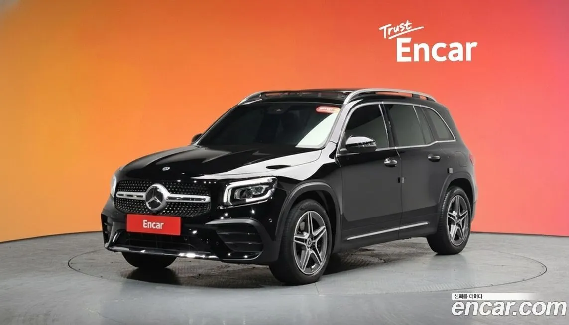 Mercedes-Benz GLB-Class — фото 1