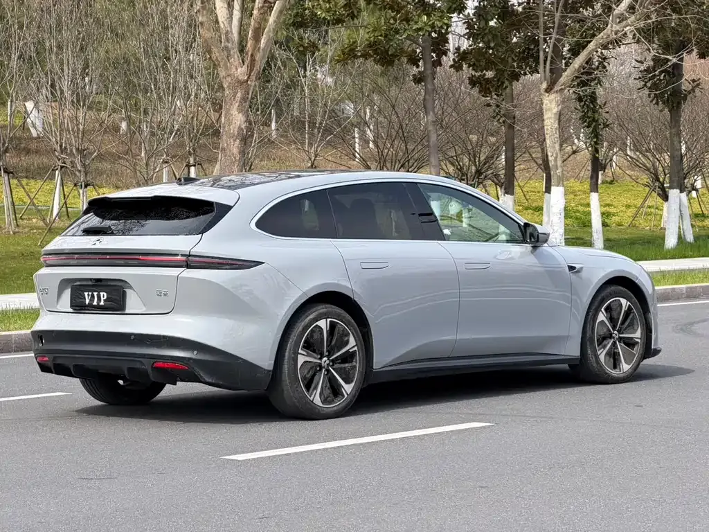 NIO ET5T 2024 из CN, фото 10