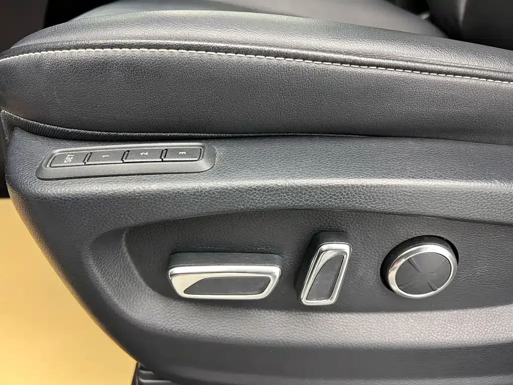 GAC Motor Trumpchi M8 — фото 6