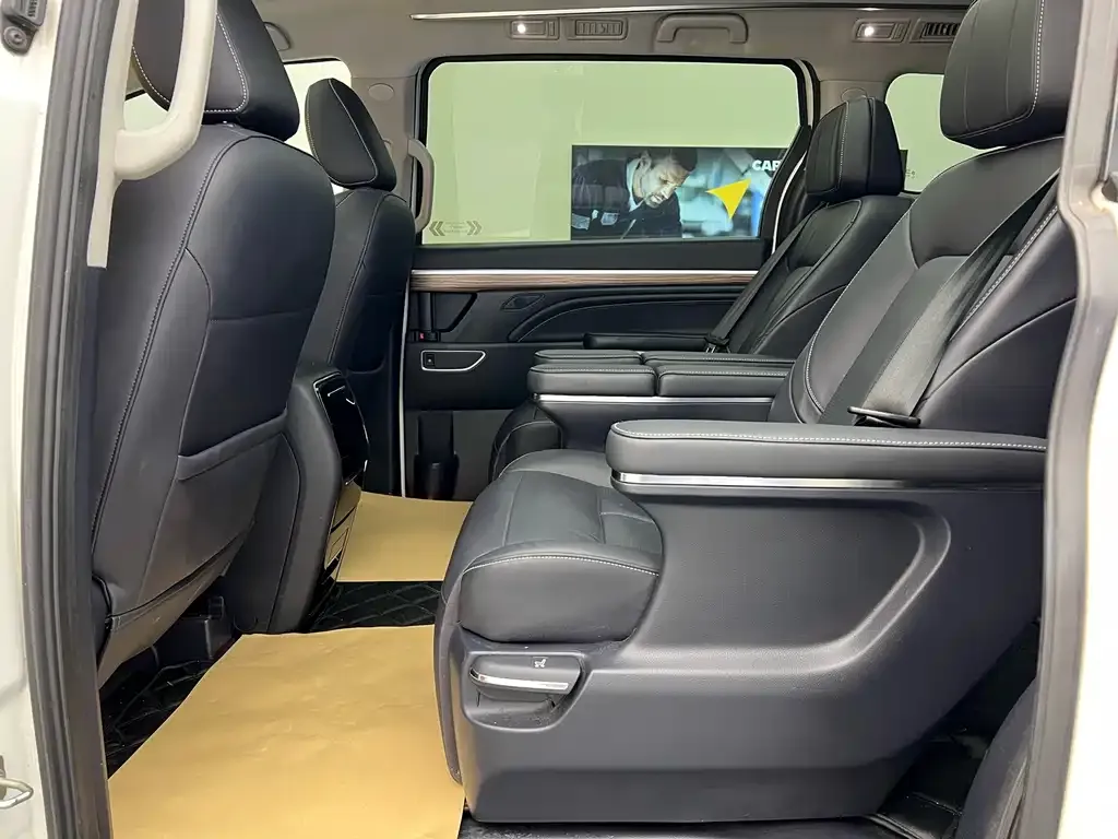 GAC Motor Trumpchi M8 — фото 2
