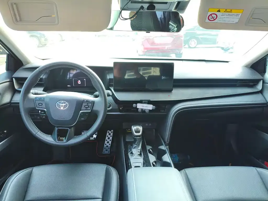 Toyota Camry 2025 из CN, фото 2