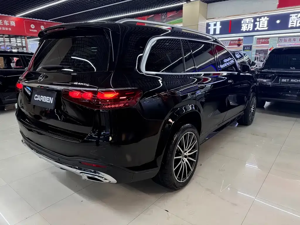 Mercedes-Benz GLS — фото 7