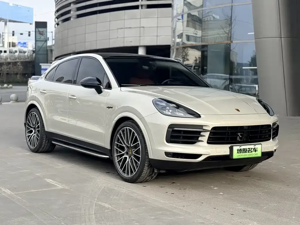 Porsche Cayenne Hybrid — фото 4