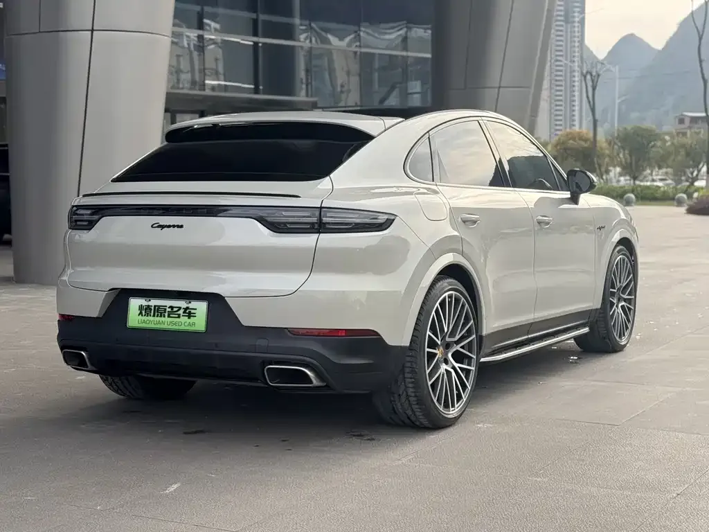 Porsche Cayenne Hybrid — фото 8