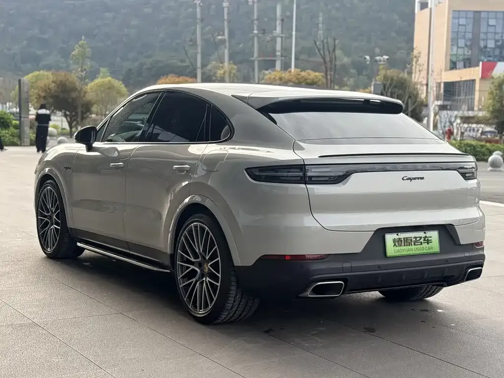 Porsche Cayenne Hybrid — фото 2