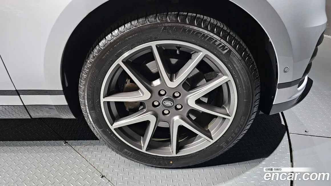 Land Rover Range Rover Velar 2024 из KR, фото 5