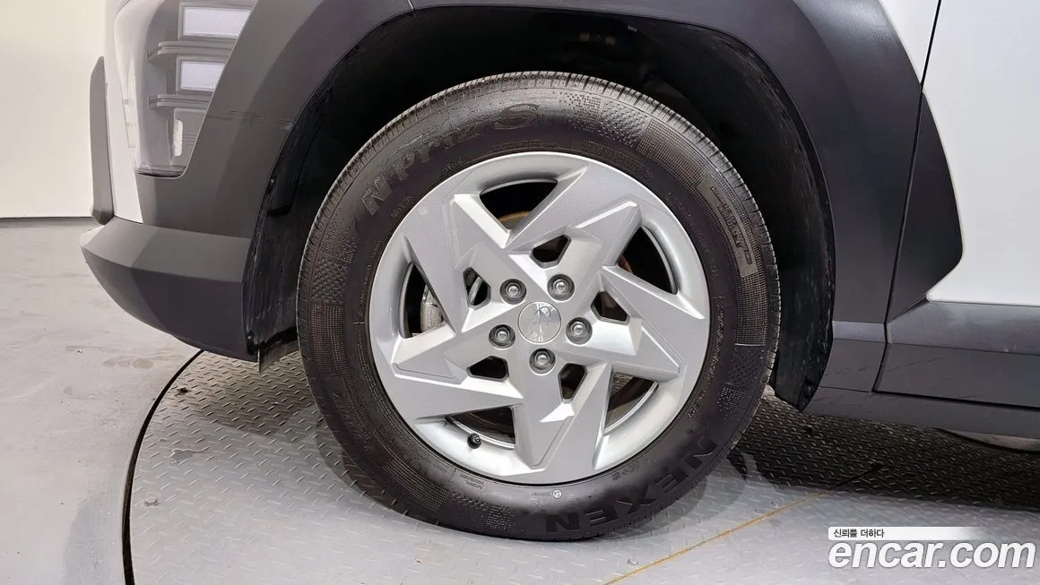 Hyundai Kona 2023 из KR, фото 5