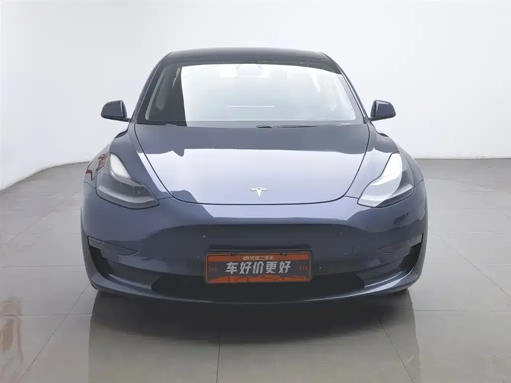 Tesla Model 3 — фото 5
