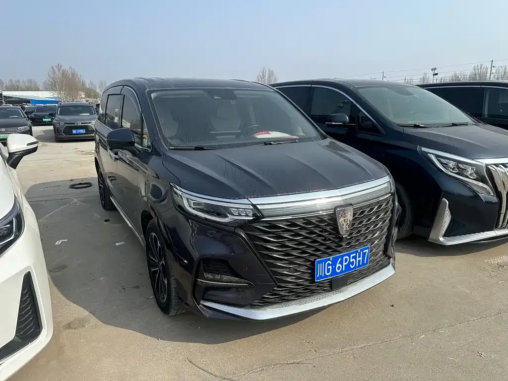 Roewe iMAX8 — фото 1