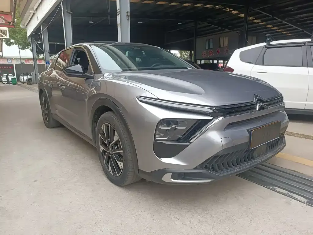 Citroen C5 X 2022 из CN, фото 1